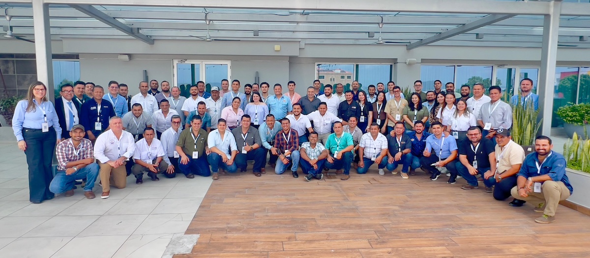 Knowledge without borders group in Honduras