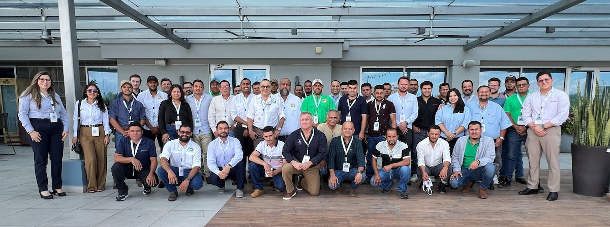 Knowledge without borders group in Honduras