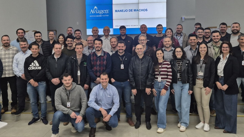 Aviagen and Aurora Coop Work Together to Strengthen Poultry Management