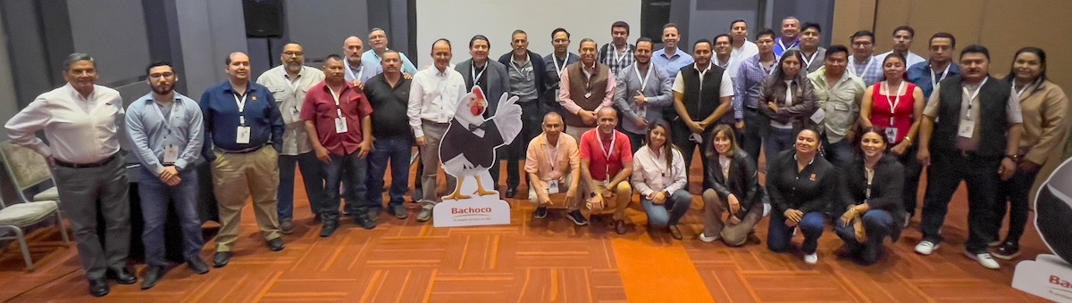 Group photo at Knowledge without Borders Guadalajara event